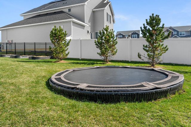 20391 Greengate Court, Lakeville, MN 55044