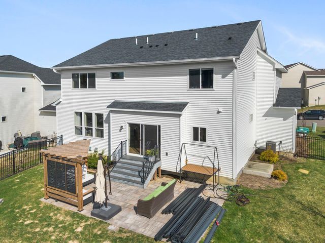 20391 Greengate Court, Lakeville, MN 55044