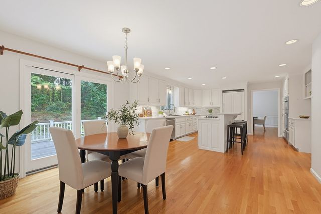 78 Duck Pond Dr, Groton, MA 01450