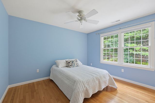 78 Duck Pond Dr, Groton, MA 01450