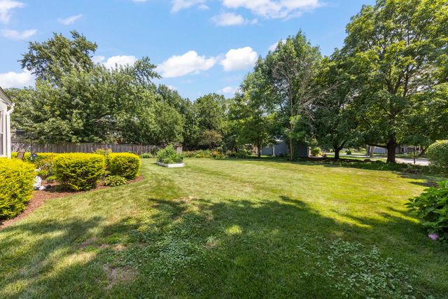 228 Winslow Court, Naperville, IL 60565