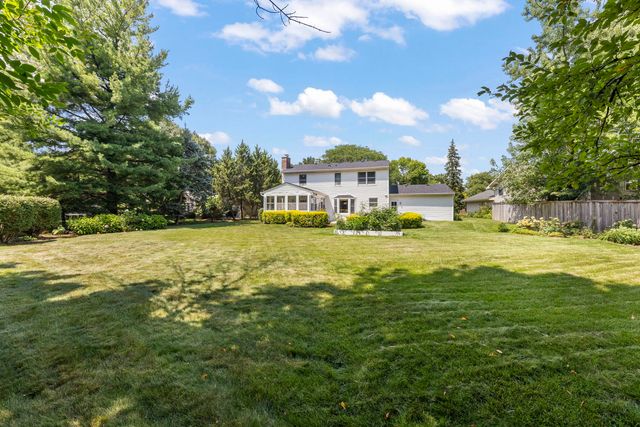 228 Winslow Court, Naperville, IL 60565