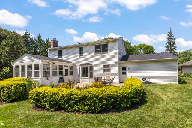 228 Winslow Court, Naperville, IL 60565