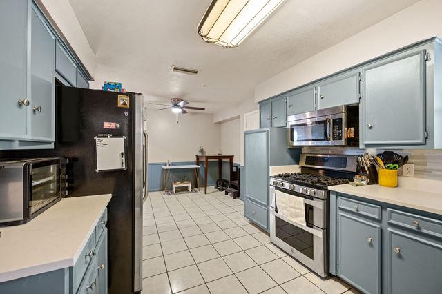 2405 Ridgewood Drive, Plano, TX 75074