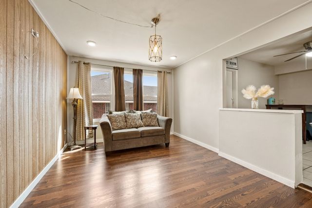 2405 Ridgewood Drive, Plano, TX 75074