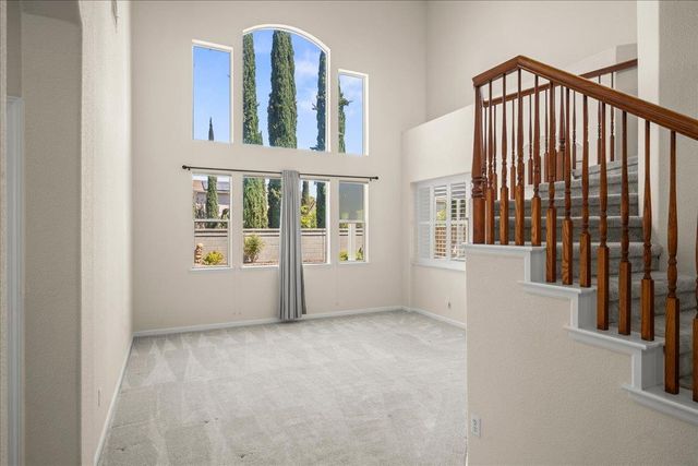 3212 Puerto Rico Rd, West Sacramento, CA 95691