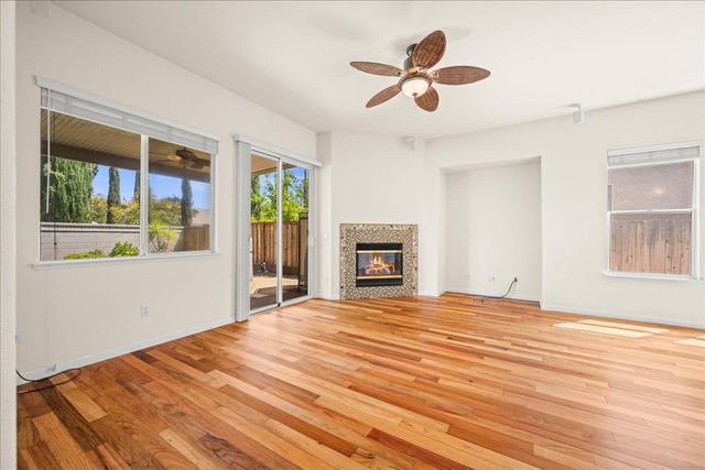 3212 Puerto Rico Rd, West Sacramento, CA 95691