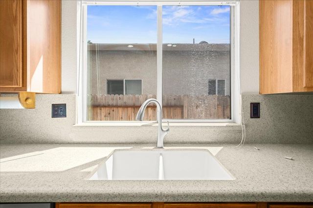 3212 Puerto Rico Rd, West Sacramento, CA 95691