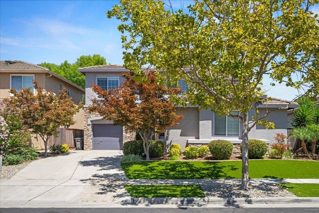 3212 Puerto Rico Rd, West Sacramento, CA 95691
