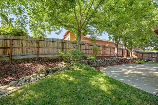 325 Leckenby Way, Folsom, CA 95630