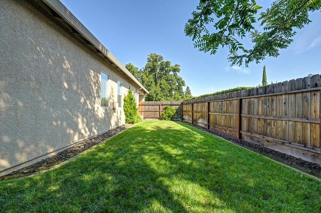 325 Leckenby Way, Folsom, CA 95630