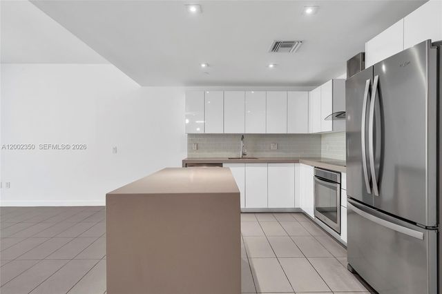 1600 NE 1st Ave 3019, Miami, FL 33132