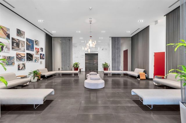 1600 NE 1st Ave 3019, Miami, FL 33132