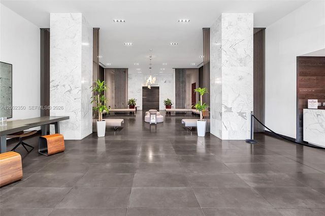 1600 NE 1st Ave 3019, Miami, FL 33132