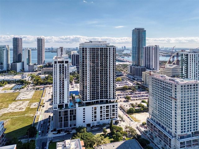 1600 NE 1st Ave 3019, Miami, FL 33132