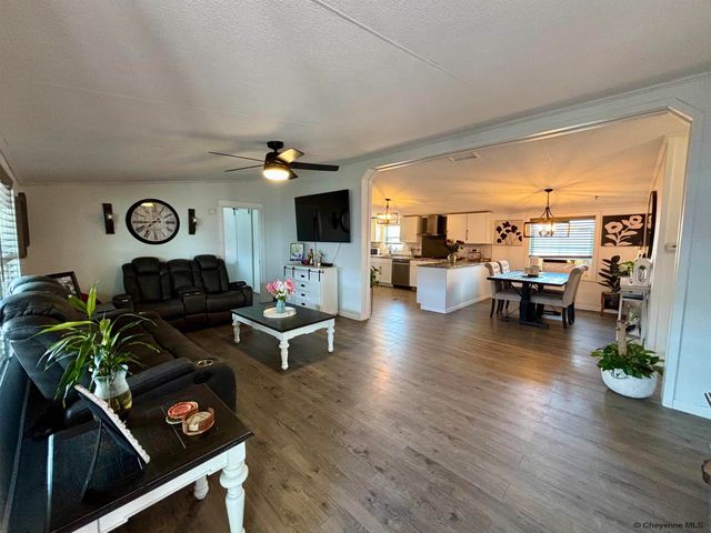 309 JULIANNA RD, Cheyenne, WY 82007