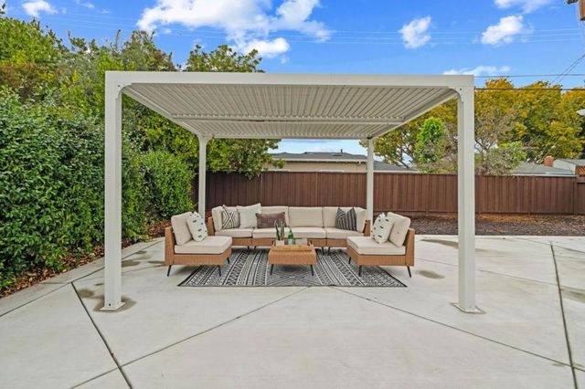 631 Wilson Court, Santa Clara, CA 95051