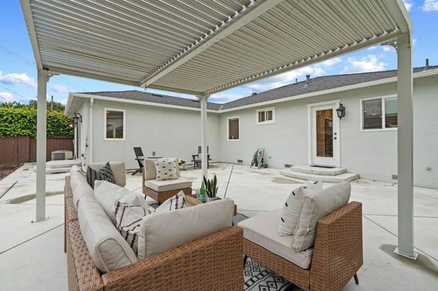 631 Wilson Court, Santa Clara, CA 95051