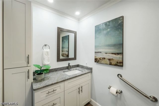 630 109TH AVE N, Naples, FL 34108