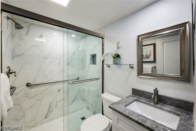 630 109TH AVE N, Naples, FL 34108
