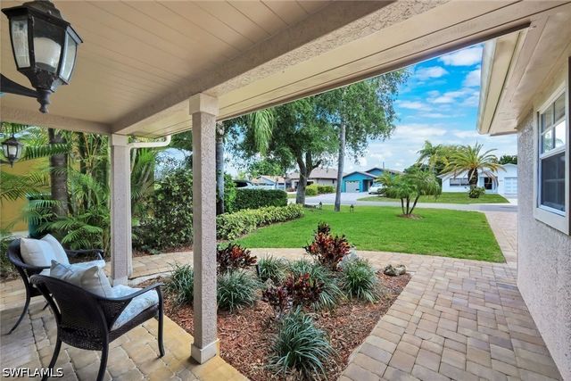 630 109TH AVE N, Naples, FL 34108