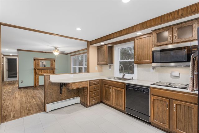 2800 South County Trail, South Kingstown, RI 02892
