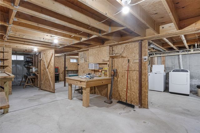 2800 South County Trail, South Kingstown, RI 02892