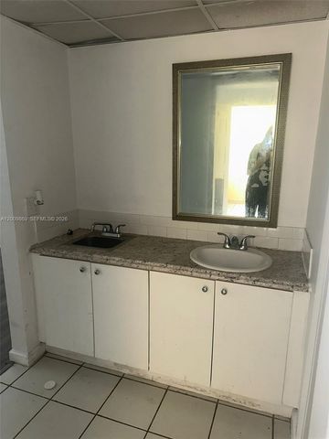 7000 NW 186th St 4-126A, Hialeah, FL 33015
