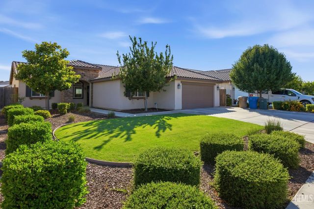 7125 Cattail Creek Way, Bakersfield, CA 93311