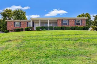805 Boones Lick Road, St Charles, MO 63301