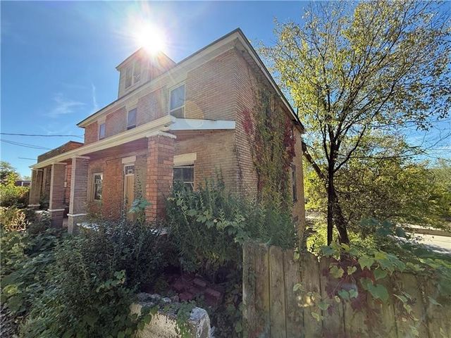 189 Beaver St, Leetsdale, PA 15056