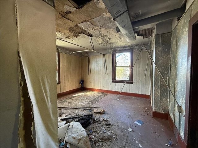 189 Beaver St, Leetsdale, PA 15056