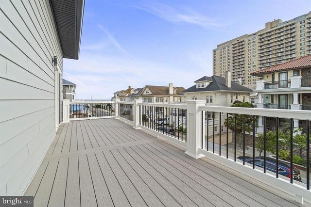 101 S BATON ROUGE AVE, Ventnor City, NJ 08406