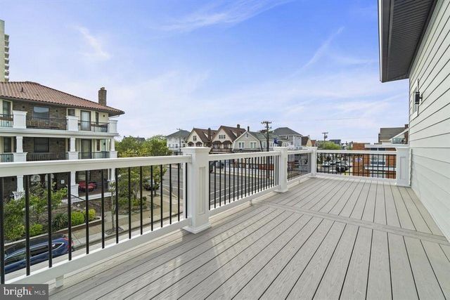 101 S BATON ROUGE AVE, Ventnor City, NJ 08406