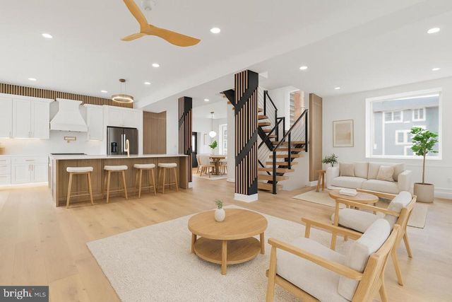 101 S BATON ROUGE AVE, Ventnor City, NJ 08406