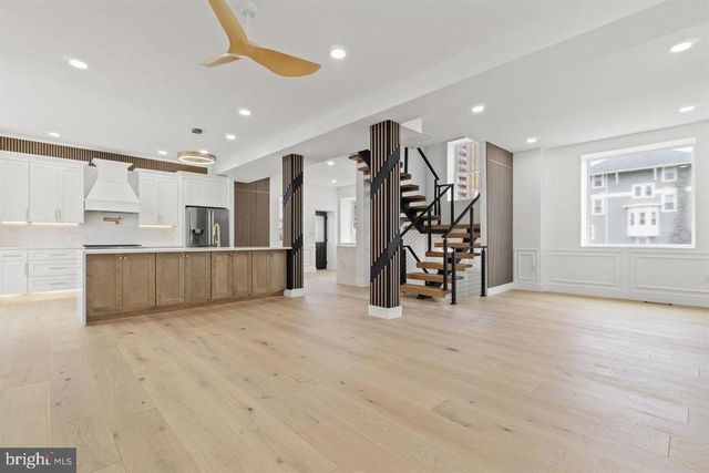 101 S BATON ROUGE AVE, Ventnor City, NJ 08406