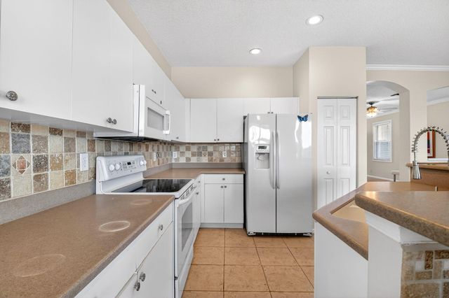 7948 La Rose Court, Greenacres, FL 33467