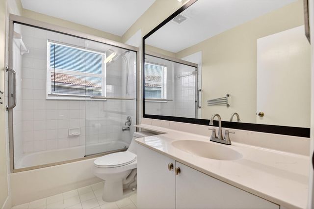 7948 La Rose Court, Greenacres, FL 33467