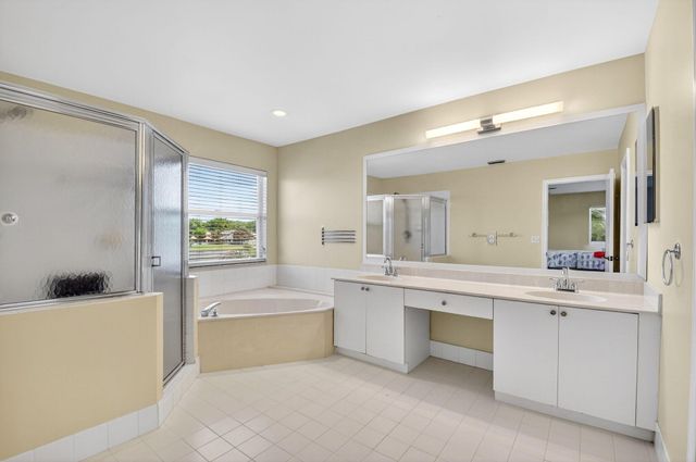 7948 La Rose Court, Greenacres, FL 33467