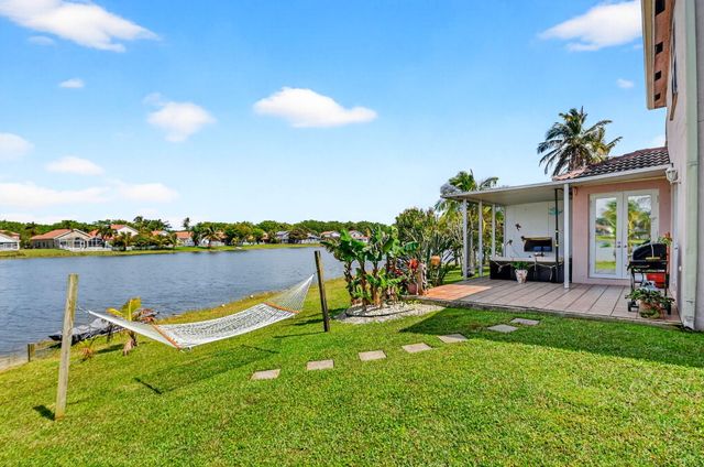 7948 La Rose Court, Greenacres, FL 33467