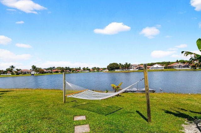 7948 La Rose Court, Greenacres, FL 33467