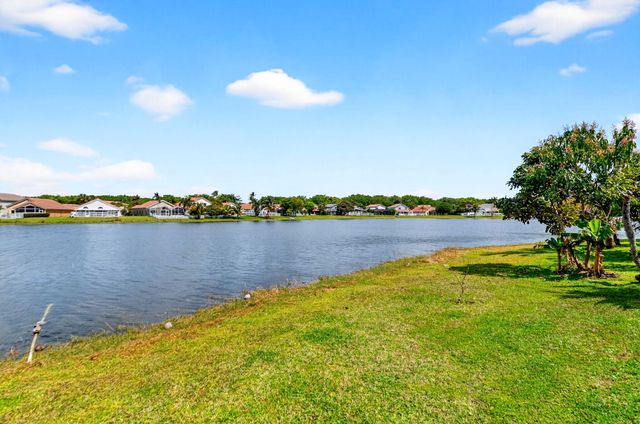 7948 La Rose Court, Greenacres, FL 33467