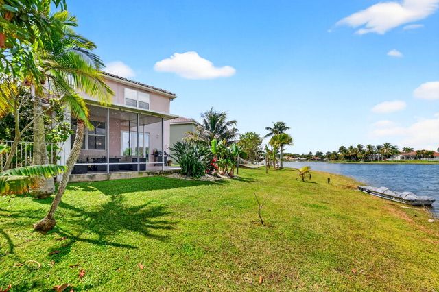 7948 La Rose Court, Greenacres, FL 33467