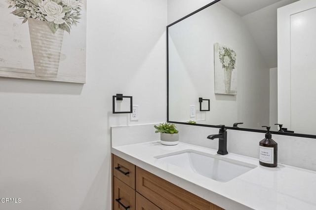 5527 Kamet Court, Ventura, CA 93003