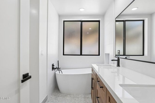 5527 Kamet Court, Ventura, CA 93003