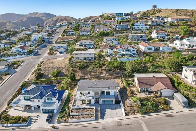 5527 Kamet Court, Ventura, CA 93003