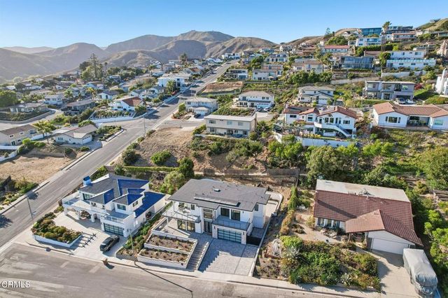 5527 Kamet Court, Ventura, CA 93003