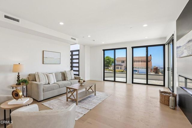 5527 Kamet Court, Ventura, CA 93003