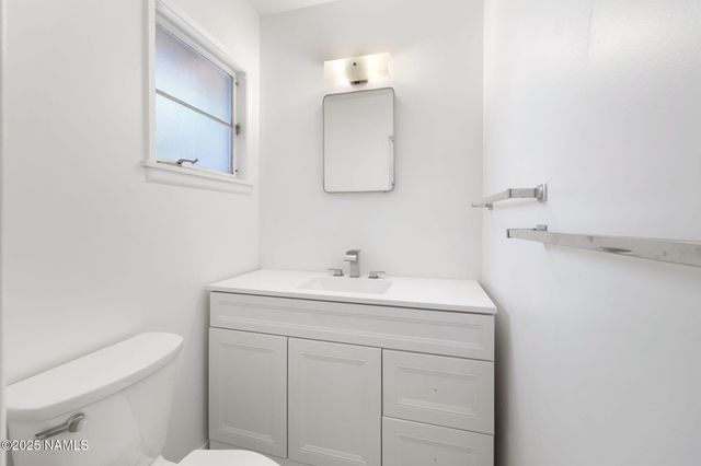 501 N Taylor Avenue, Winslow, AZ 86047