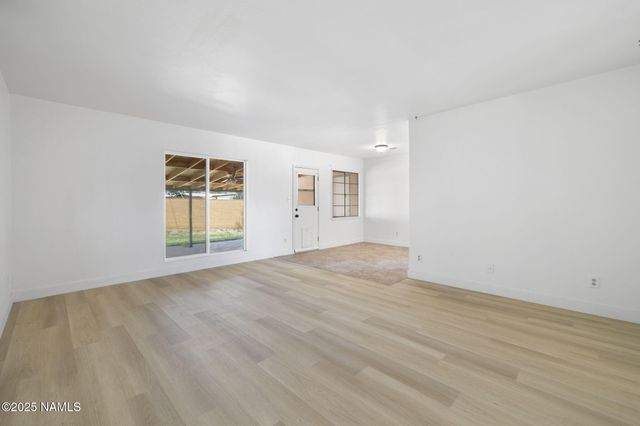 501 N Taylor Avenue, Winslow, AZ 86047